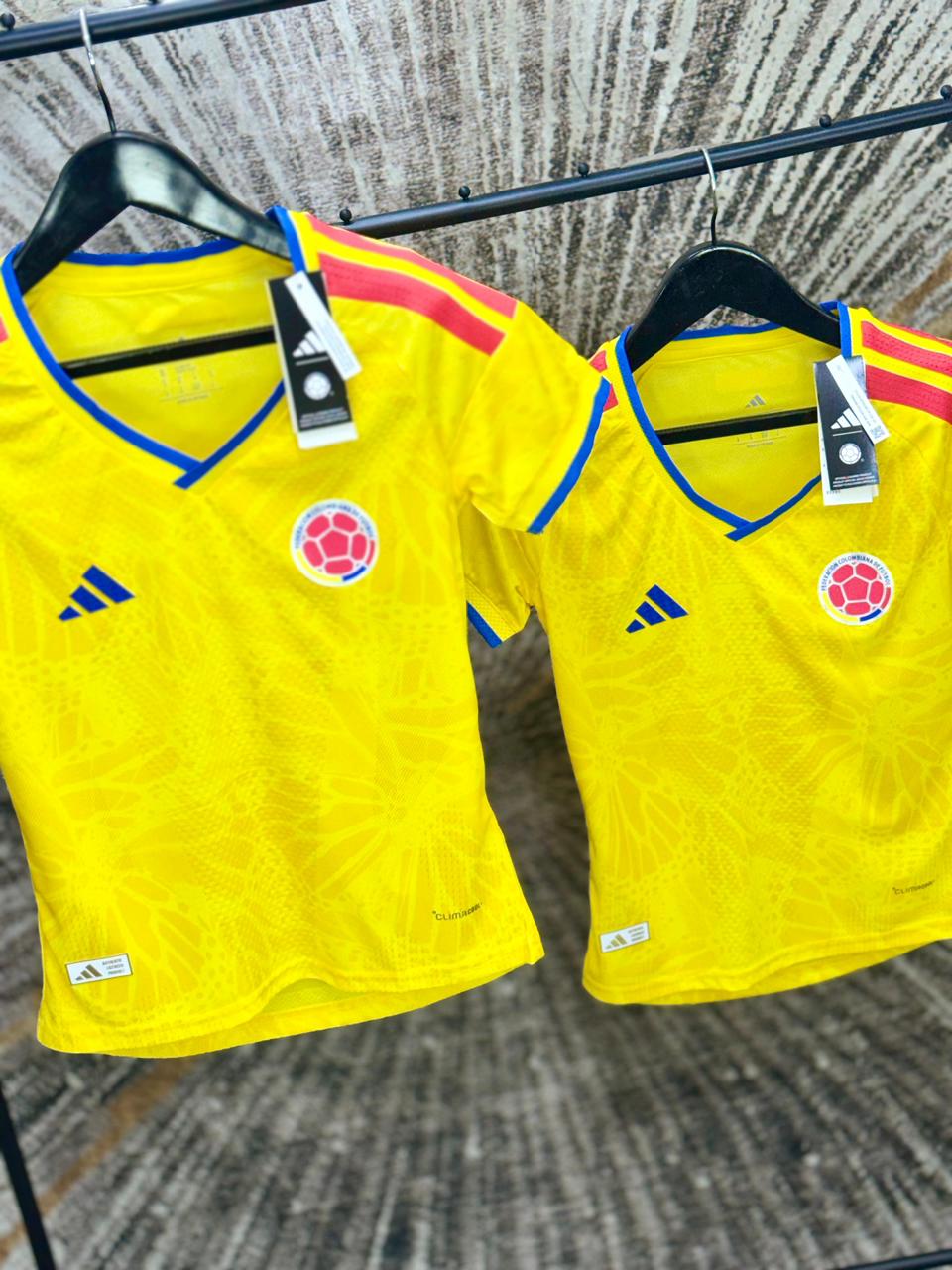 🇨🇴 Camiseta Colombia 2026 Tipo Jugador Hombre y Dama | Calidad Profesional